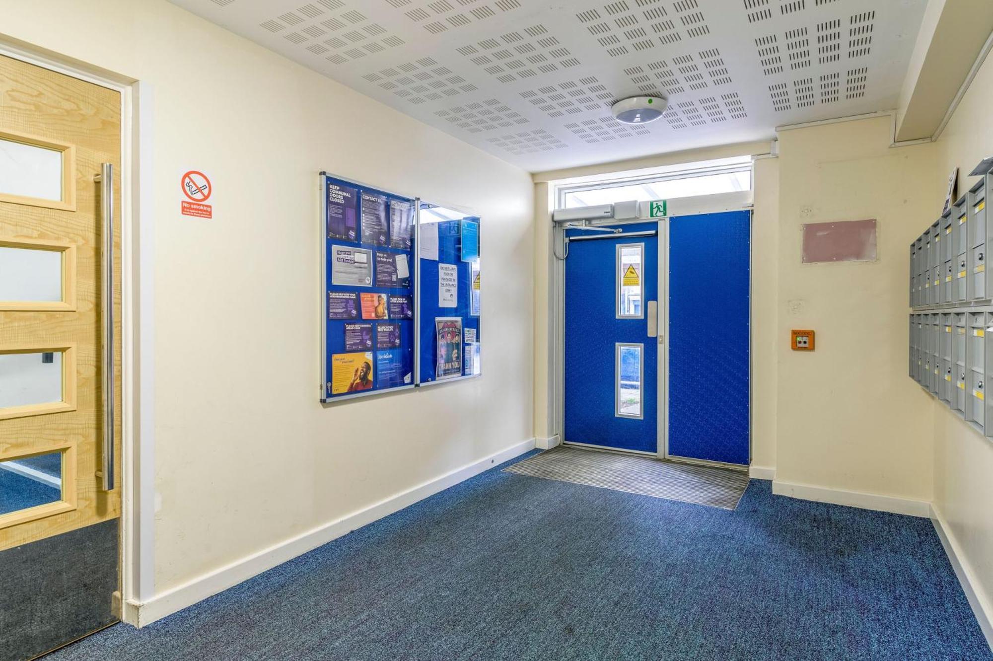 Apartament Warm 2-bed Flat By Livestay Short Lets & Serviced